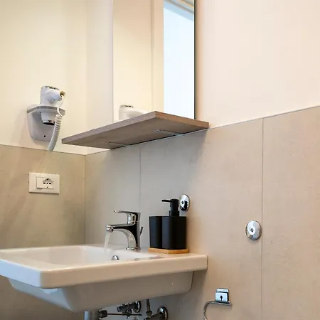 Appia Free Parking 10 Min To Venice Easy Access Гостевой дом Местре