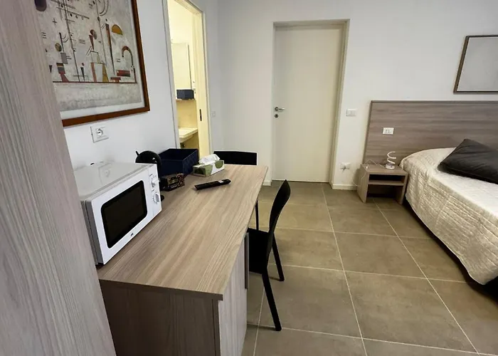 Appia With Free Parking & Direct Bus To Venice *